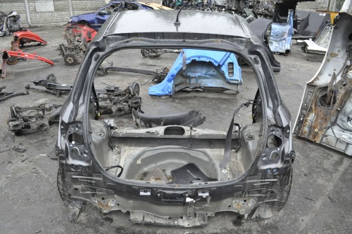 TOYOTA YARIS III ПОВНА ЧЕТВЕРТЬ РЕМЕНЯ ДЛЯ ВАННИ