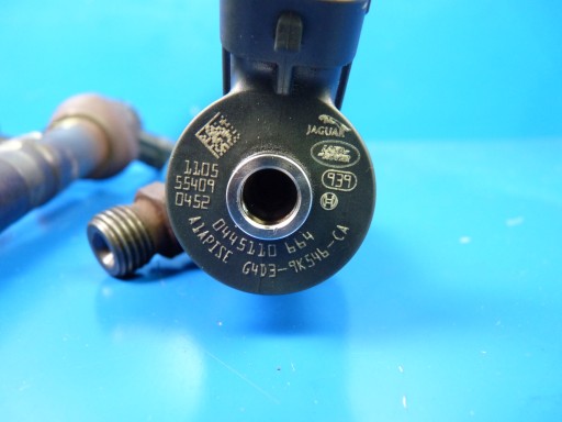 Jaguar XE F-PACE EVOQUE 2.0 D 204 DTD nozzle injector of the fuel