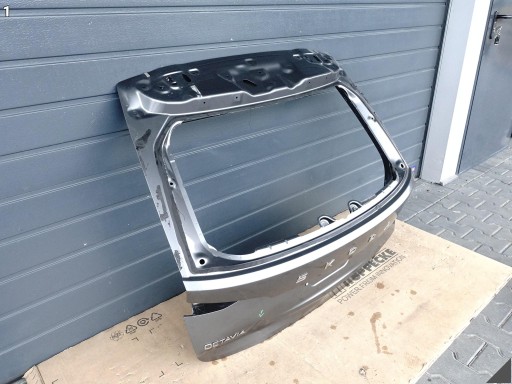 SKODA OCTAVIA IV (4 GENERACJA) 5E7 KOMBI 20- trunk door cover boot rear part
