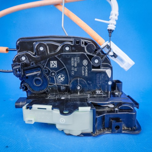 lock door front front left Soft Close BMW 5 G30 X5 51217477699 7477699