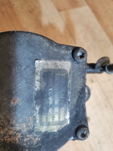 Pompa VACUM CITROEN C4 PEUGEOT 307 1.6 HDI 9653898080