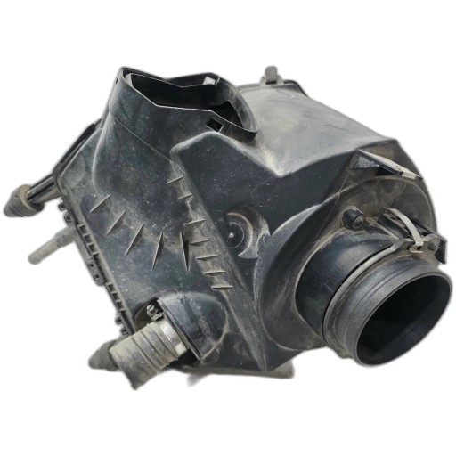 Boîte a filtre AUDI A6 C6 2.4 BDW 4F0133835D
