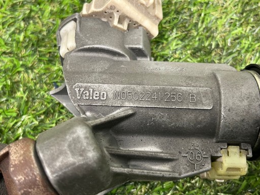 ignition Z with key TOYOTA YARIS 2 N0502241256B