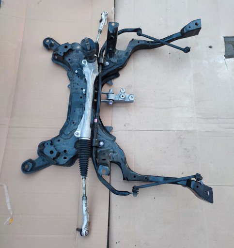 ed43, 4iu7 - Накладка на переднее левое правое крыло toyota yaris cross 040 needle