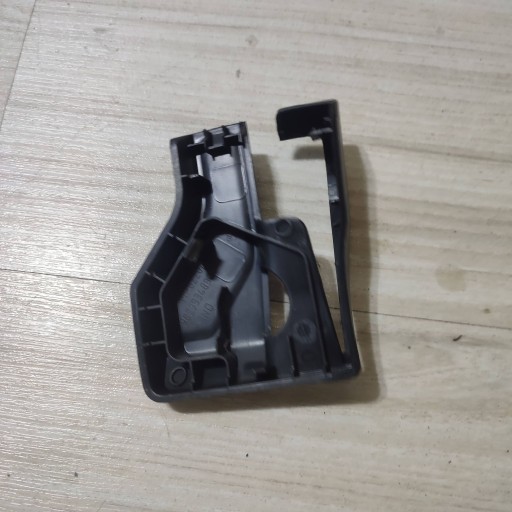 Blende Abdeckung szyny hinten kanapy Peugeot Rifter 9829534880