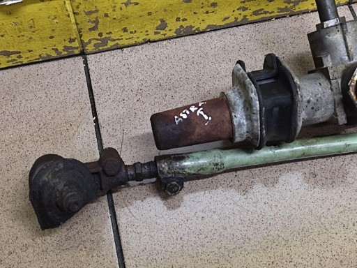 OPEL ASTRA F servo control 90372611