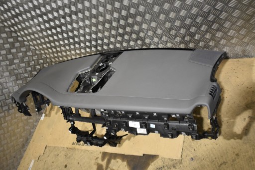 IDEALNA console dashboard PORSCHE CAYENNE 9Y grey 1