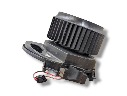 ventilator rešetka ventilacije Mercedes-Benz A W176 2013 A2469064300