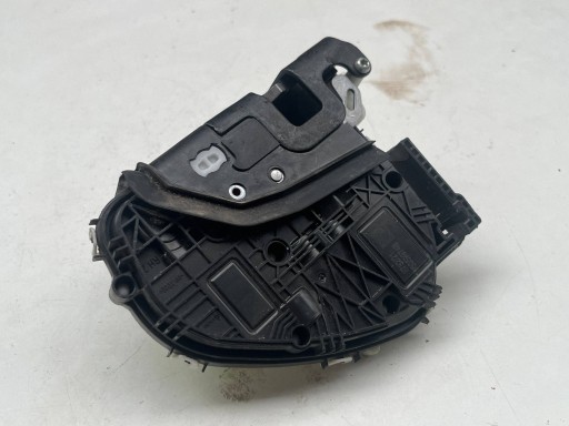 AUDI A4 B9 lock door right front 8X1837016D @M