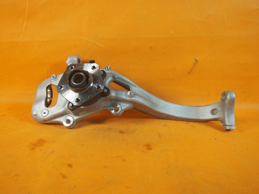 4m0407559 4m0407625d - Ступица передний поворотный кулак audi e-tron левая 4m0407241k