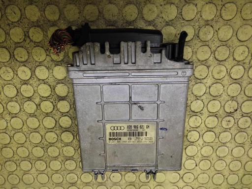 AUDI A4 B5 control unit of the engine 0281001660