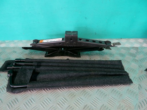 EB3C-17005-CB AB31-17080-CB - РЕМОНТНЫЙ КОМПЛЕКТ ДЛЯ FORD RANGER IV 18R