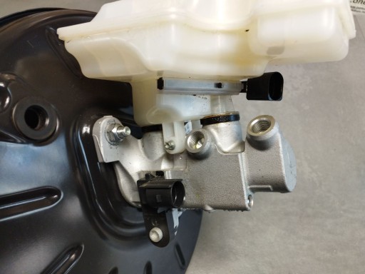 Audi Q3 F3 83a servo freno 5QH614105D