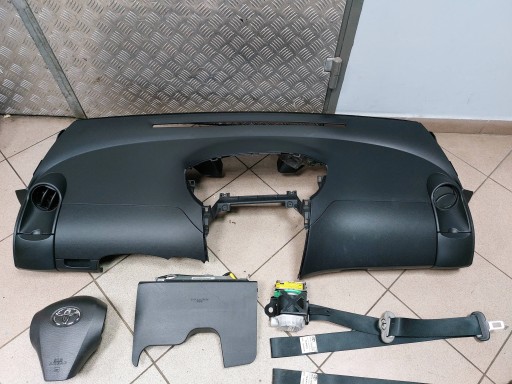 dashboard console airbag Toyota Yaris II 06-11