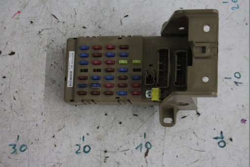 BOÎTE PUSZKA BSI 82201FJ000 SUBARU XV 2.0 D 11