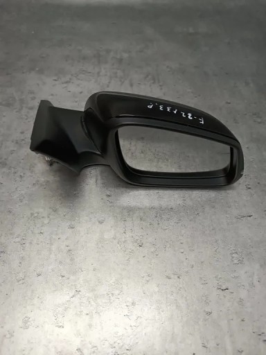 E1021185 - BMW 4 F32 F33 ПРАВА ЦВ.475