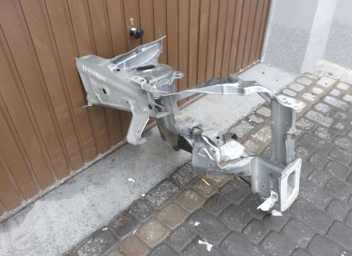 Четверть передняя правая Citroen C4 Aircross