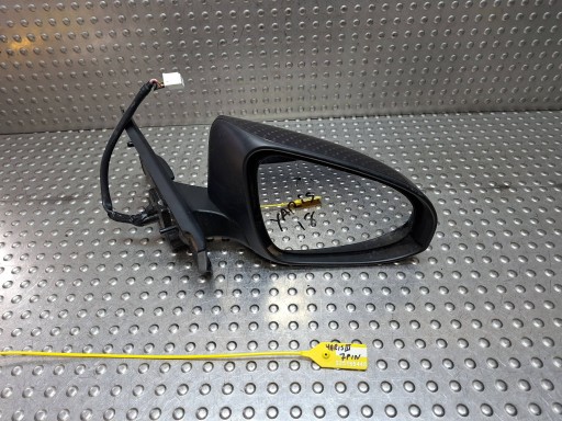 mirror right TOYOTA YARIS III LIFT 14- 7 PIN EU