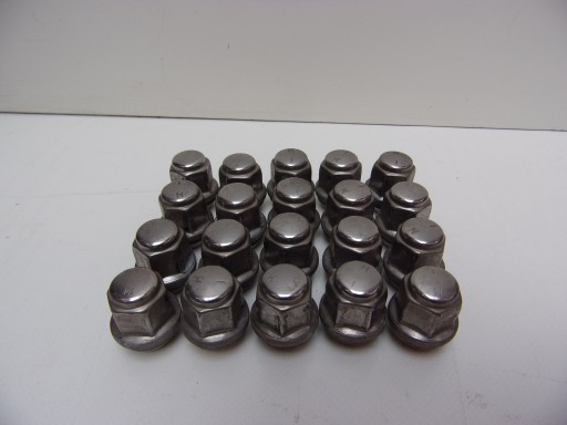 CHRYSLER PACIFICA 16-ГАЙКИ КОЛЕСНЫЕ БОЛТЫ