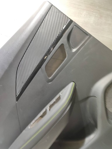 Peugeot 2008 II 2020 rear part side right side / side door tylnych