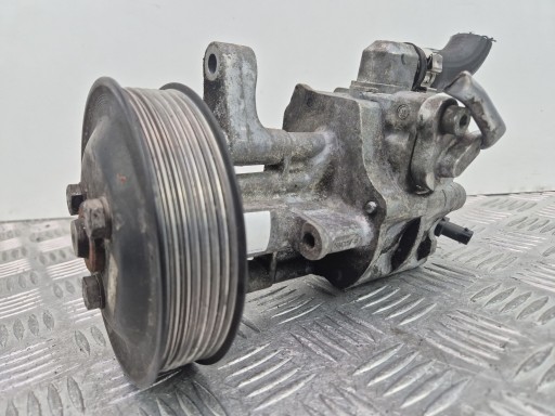BMW 7 F01 F02 F03 F04 730d servo pump 679649203 N57D30A