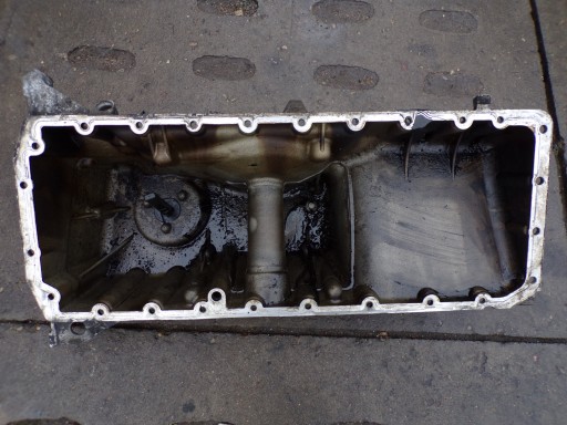 Coppa olio BMW E60 XDRIVE 3.0d 779307005 / 153579 danneggiata