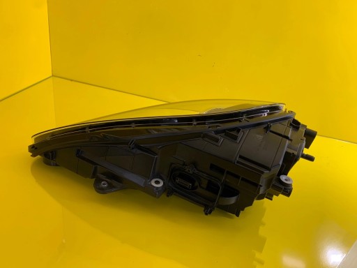 light right Porsche Macan 95B Full Led Lift 95B941010AP