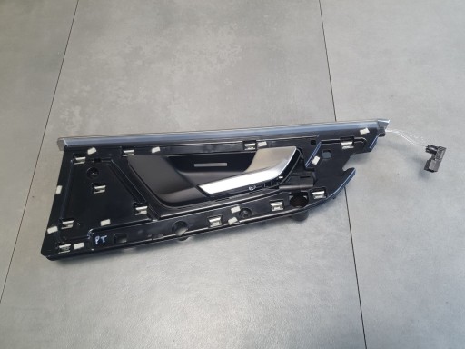 Audi Q8 handle inner right rear 4M0839020G
