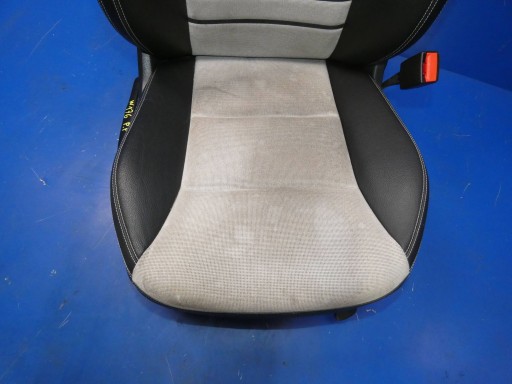 MERCEDES A KLASA W176 seat of the passenger right front front