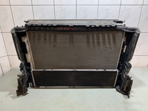 A0995003801 - Mercedes cle c236 236 c class 206 комплект радіатора a0999060202 a0995009900
