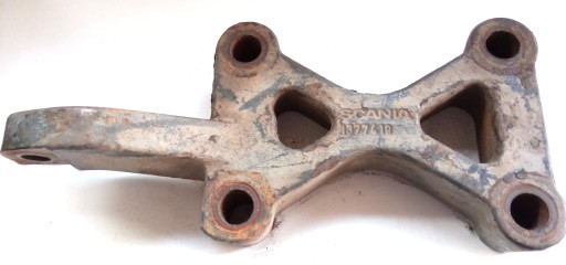 1377419 - Кріплення сідла стремена кронштейн амортизатора (l) scania