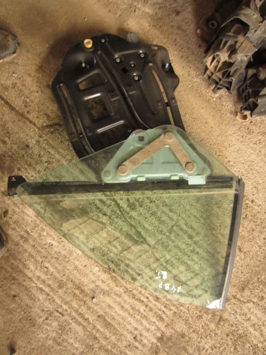 Склопідйомник лівий задній 8h0959801a A4 B6 кабріолет