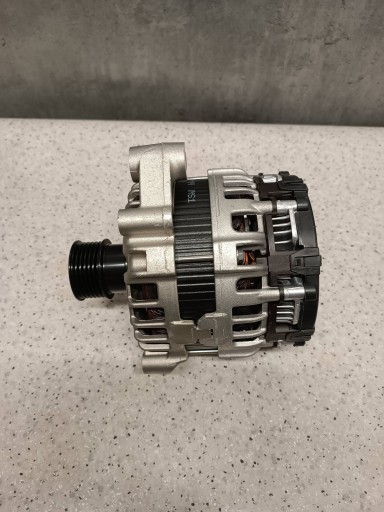 7102529 - Генератор новий bmw 3 g20 g21