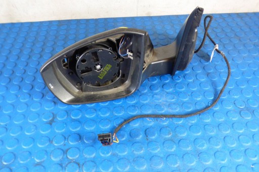 Skoda Octavia III mirror left 5E0857537A 6PIN EUROPA