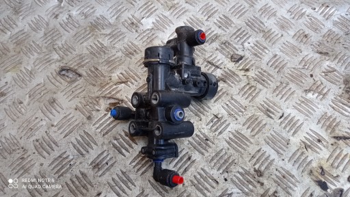 4518-536571 - КЛАПАН ВИРІВНЮВАННЯ ПОДУШКИ 5 WABCO 4640065200