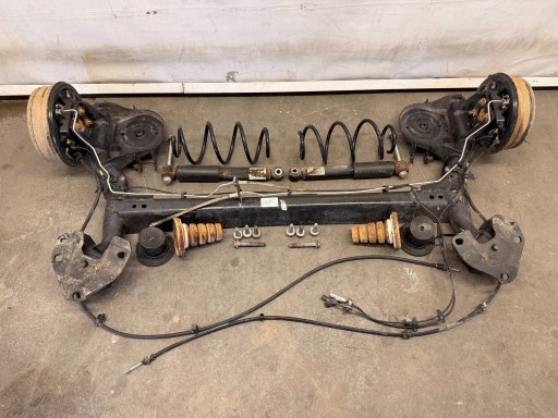 Renault Express II suspension beam rear part axis rear 555110548R