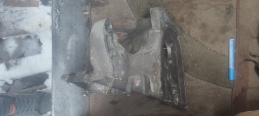 Support Support plaque POMPY OPEL INSIGNIA A 2.0 CDTI 55574721