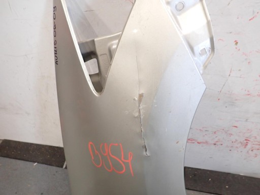 fender front front right TOYOTA AURIS and 2006-2009
