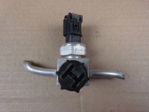 TOYOTA COROLLA E21 CAPTEUR CLIMATISATEUR AIR CONDITIONNÉ 88710-02E00 8871002E00