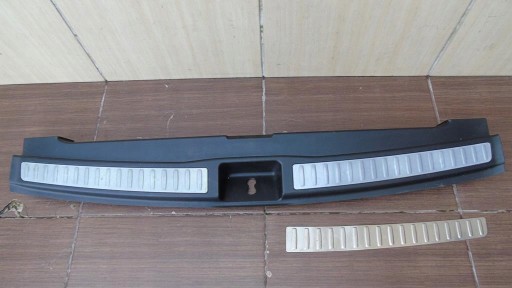 1666900041 - НАКЛАДКА НА БАГАЖНИК MERCEDES ML 166