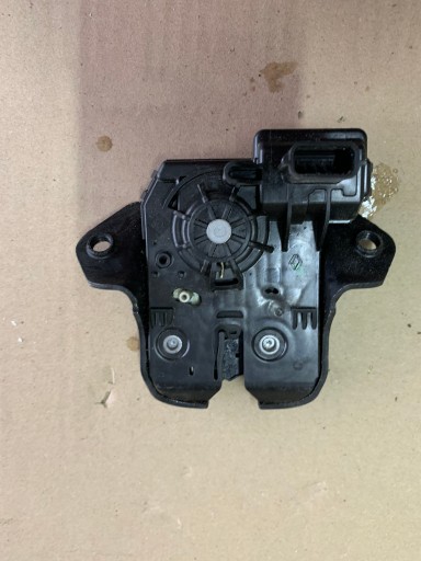Замок багажника DACIA SANDERO III 905030934R