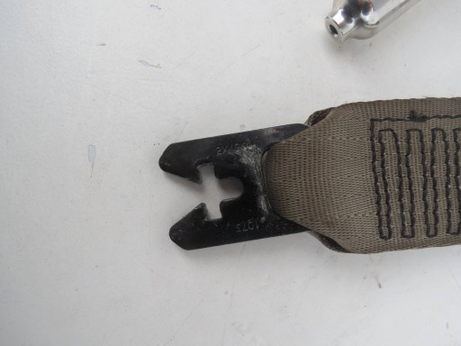 tension belt safety right front VOLVO XC90 8639415