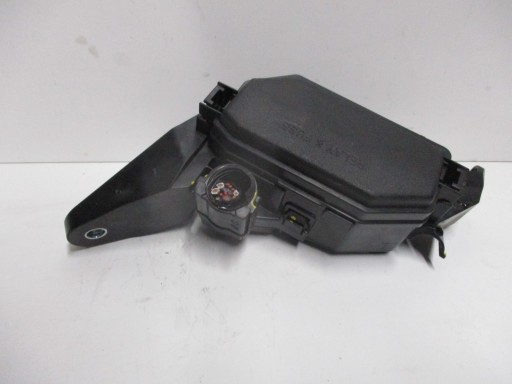 Module fusibles TOYOTA CHR 1,8HYB 82662-F4270