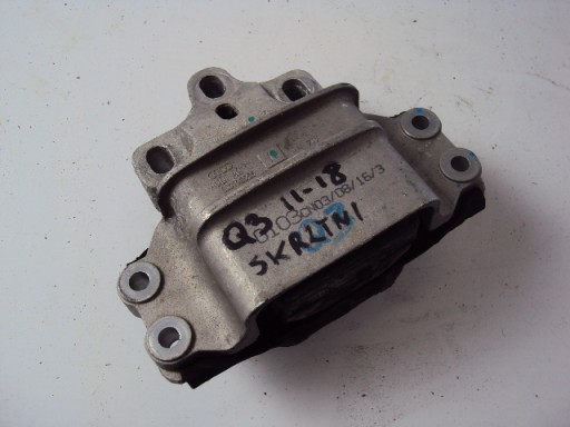 8J0 199 - Подушка коробки AUDI Q3 2011-2018