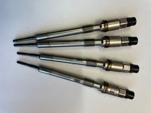 03L 905 - Свеча накаливания audi vw с датчиком давления 03l905061k оригинал vw