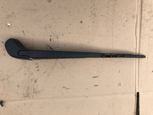 Важіль заднього склоочисника для VOLVO V50