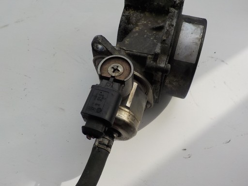 SKODA OCTAVIA II 1.8 TFSI ORG feed pump 06H127025M