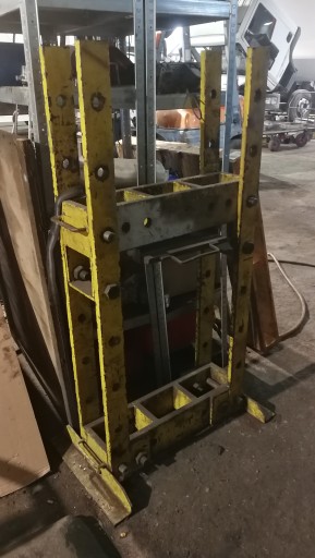 ПРЕС ДЛЯ ВАНТАЖІВНИКІВ