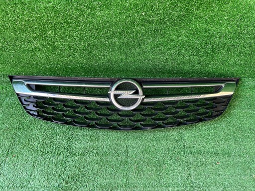 Opel Astra 5 K Grill Kühlergrill vorne vorne 321228108