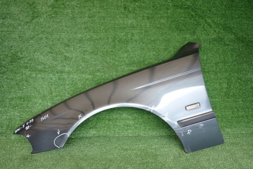 BMW E39 blatník levý přední předek ZAMIENNIK